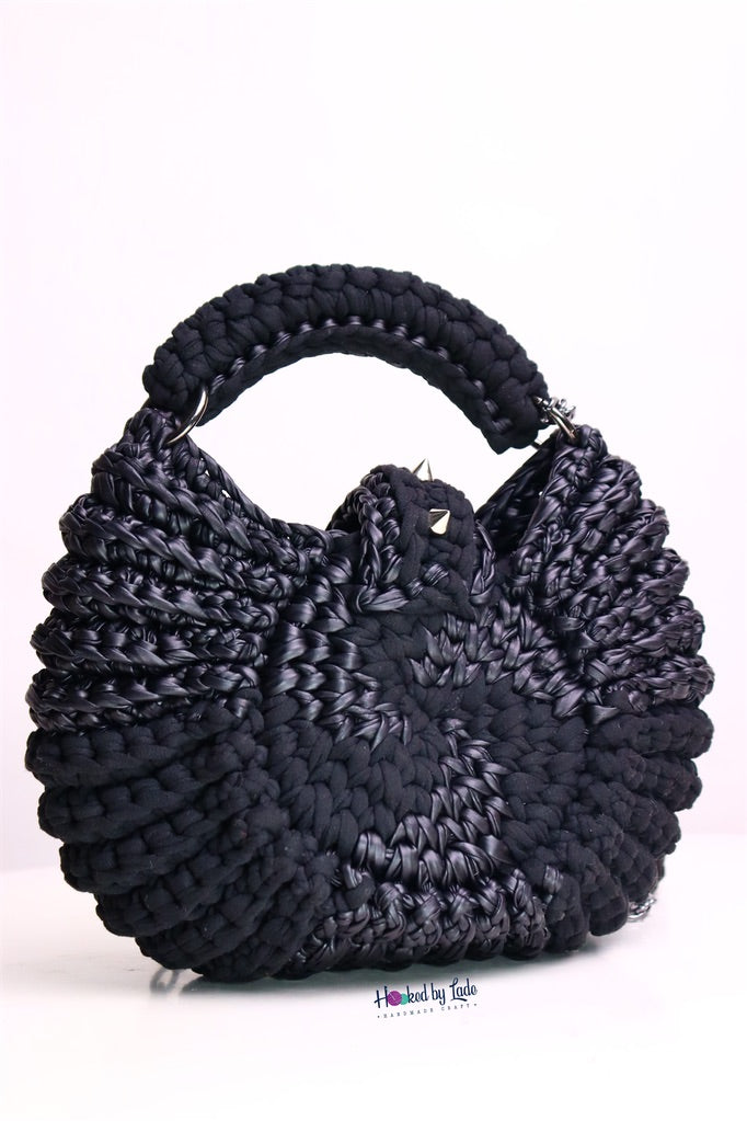 Custom mix "Fola" Spikes bag in Black swirl