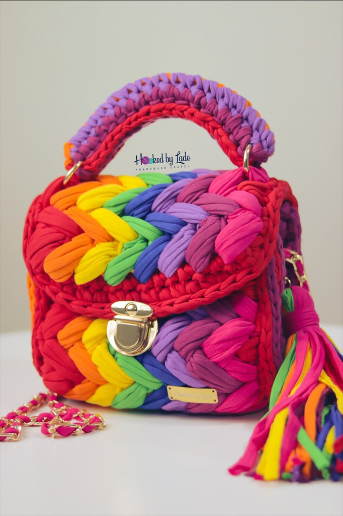 CUSTOMIZE YOUR CROCHET BAGS