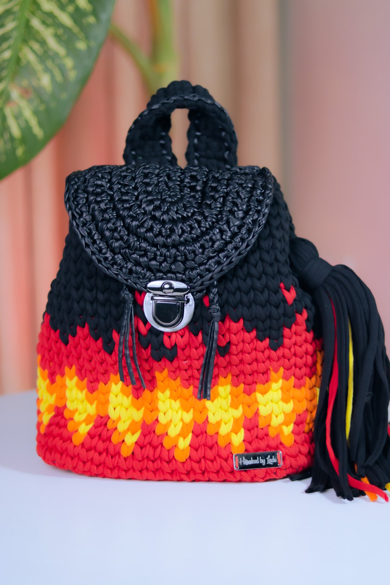 Vero Moda crochet tote bag in black | ASOS
