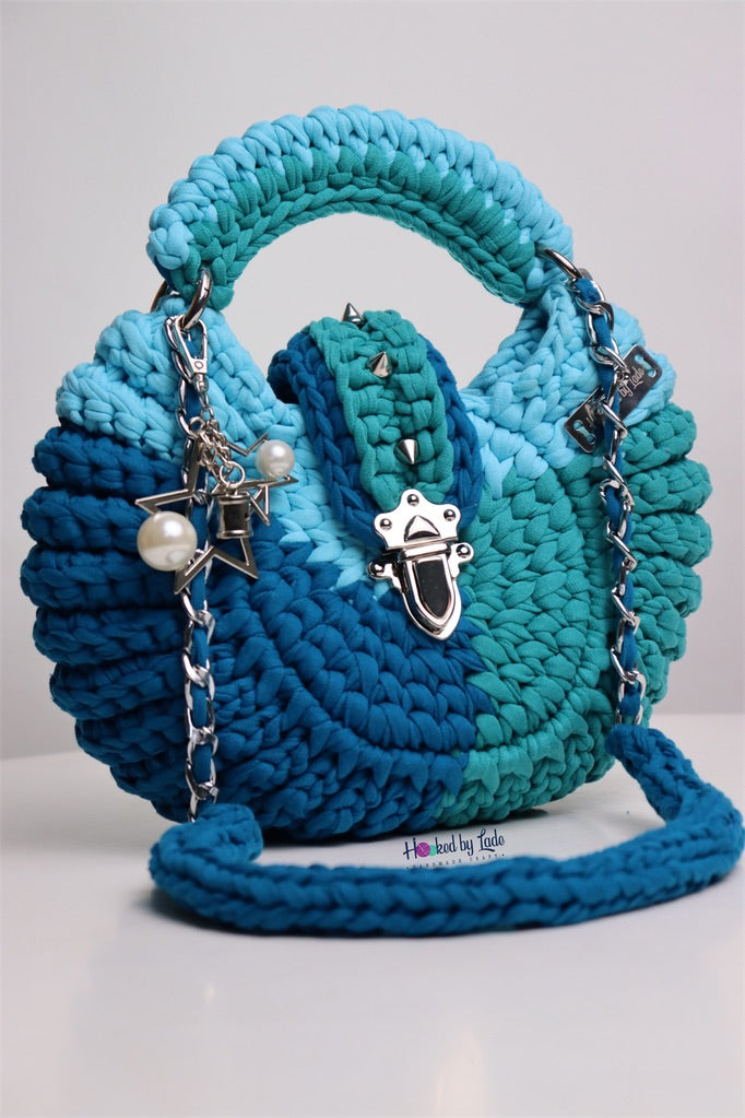 Custom mix "Fola" Spikes bag in Blue swirl
