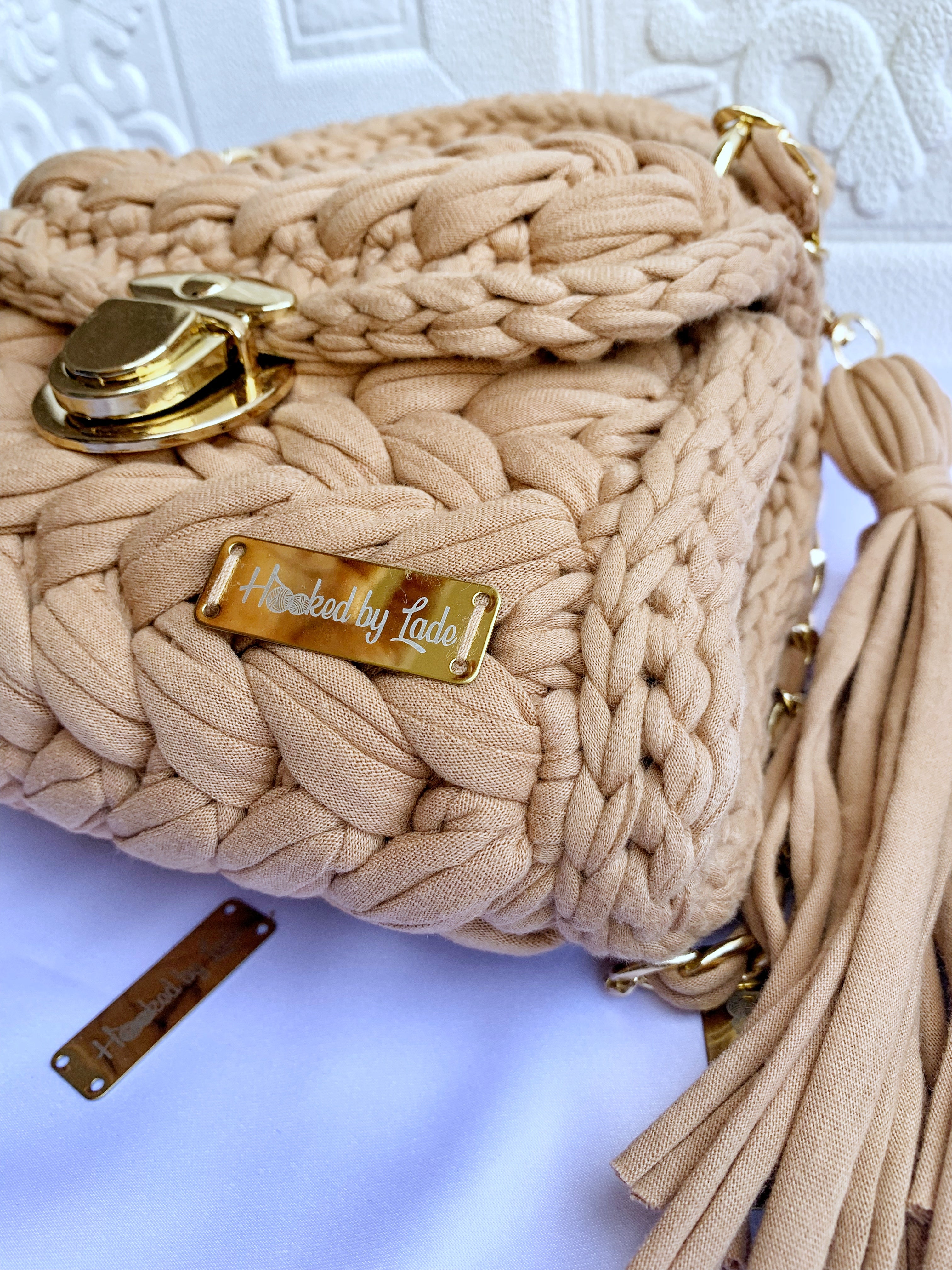 Clutch Crochet Bag | Comfort Crochet Bag | Hooked by Lade