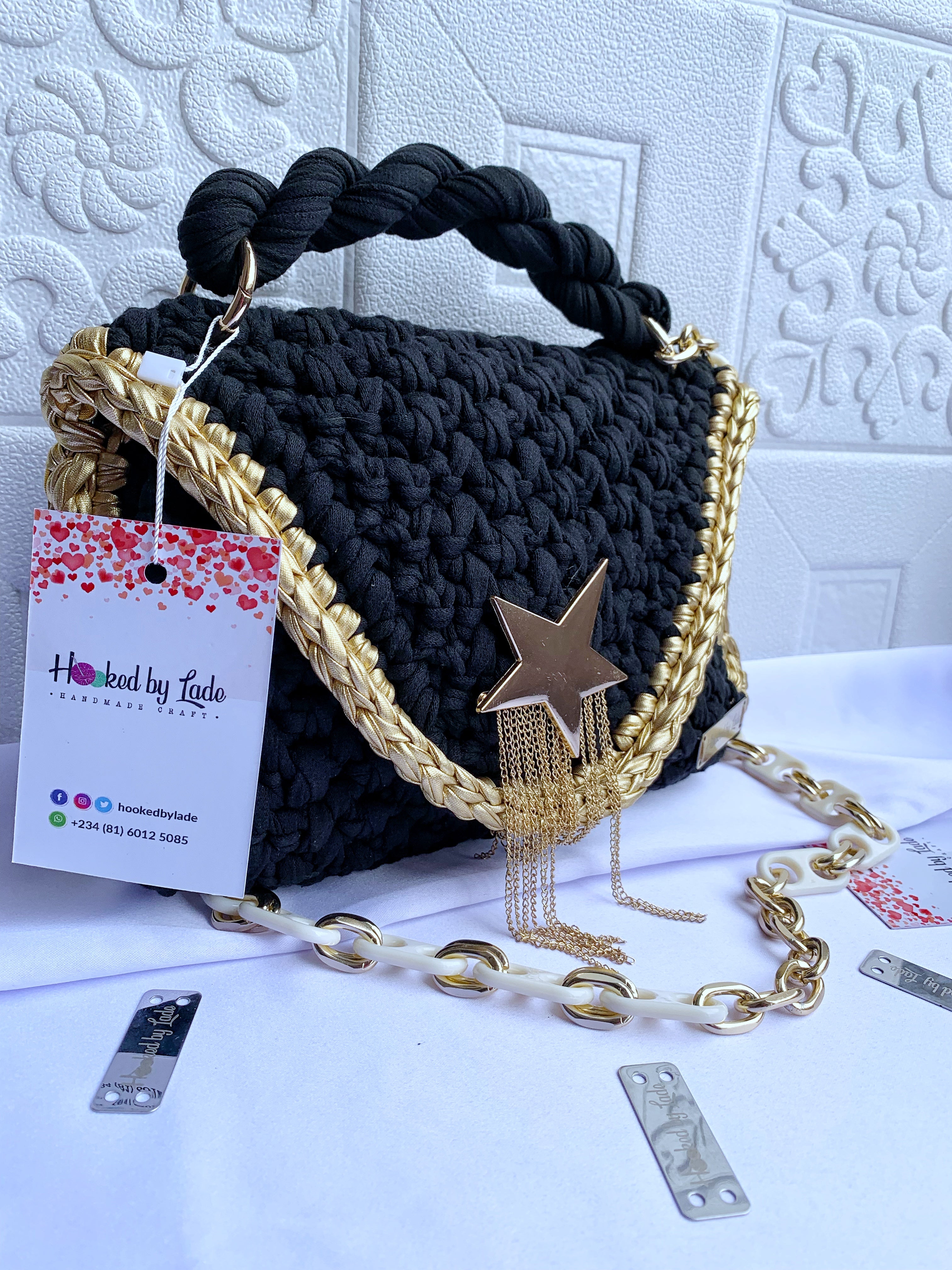 Envelope Crochet Bag | Envelope Shaped Bag | Hooked by Lade